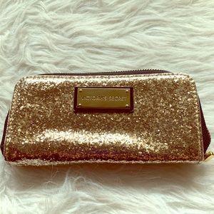 Victoria’s Secret makeup brush travel case